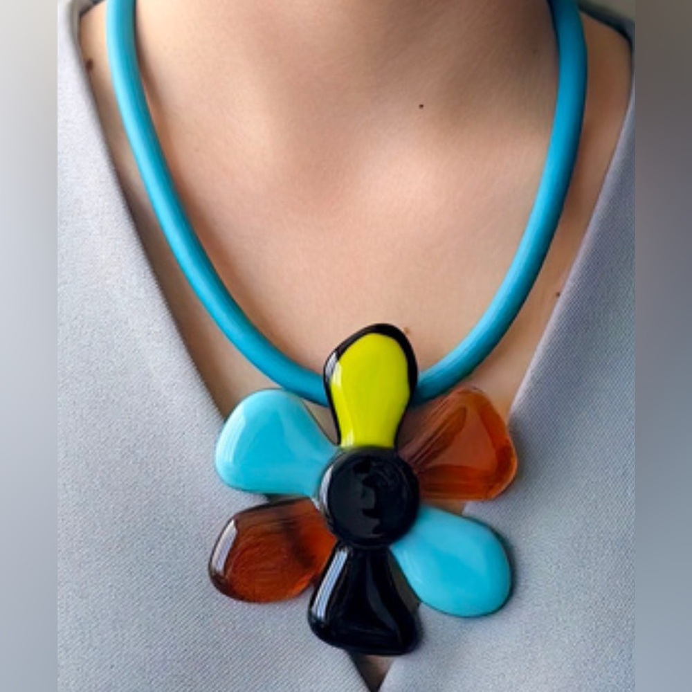 Vibrant Multicolor Flower Pendant Necklace